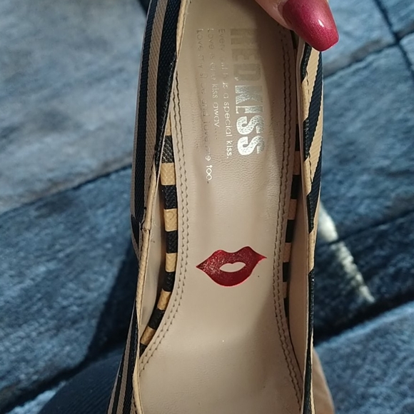 "REDKISS" 8-IN STILETTO HIGH HEELS - Picture 5 of 5